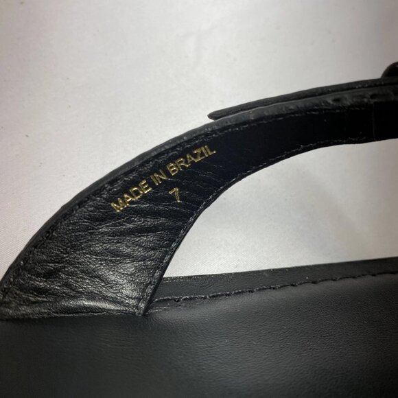 Larroude Women’s Mary Kate Black Leather Thong Flat Sandals – Size 7 – Slip-On - Picture 3 of 6